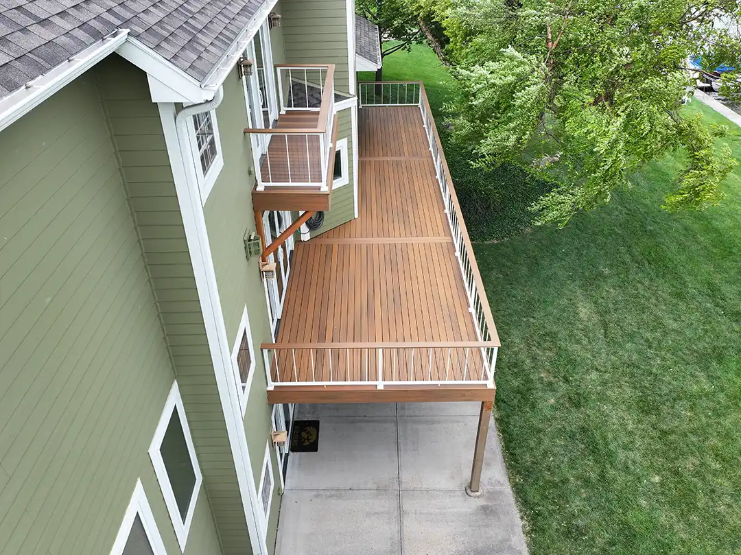 Custom Elevated Composite Deck builders and contractor - West Omaha, Nebraska - Multi-level deck ideas