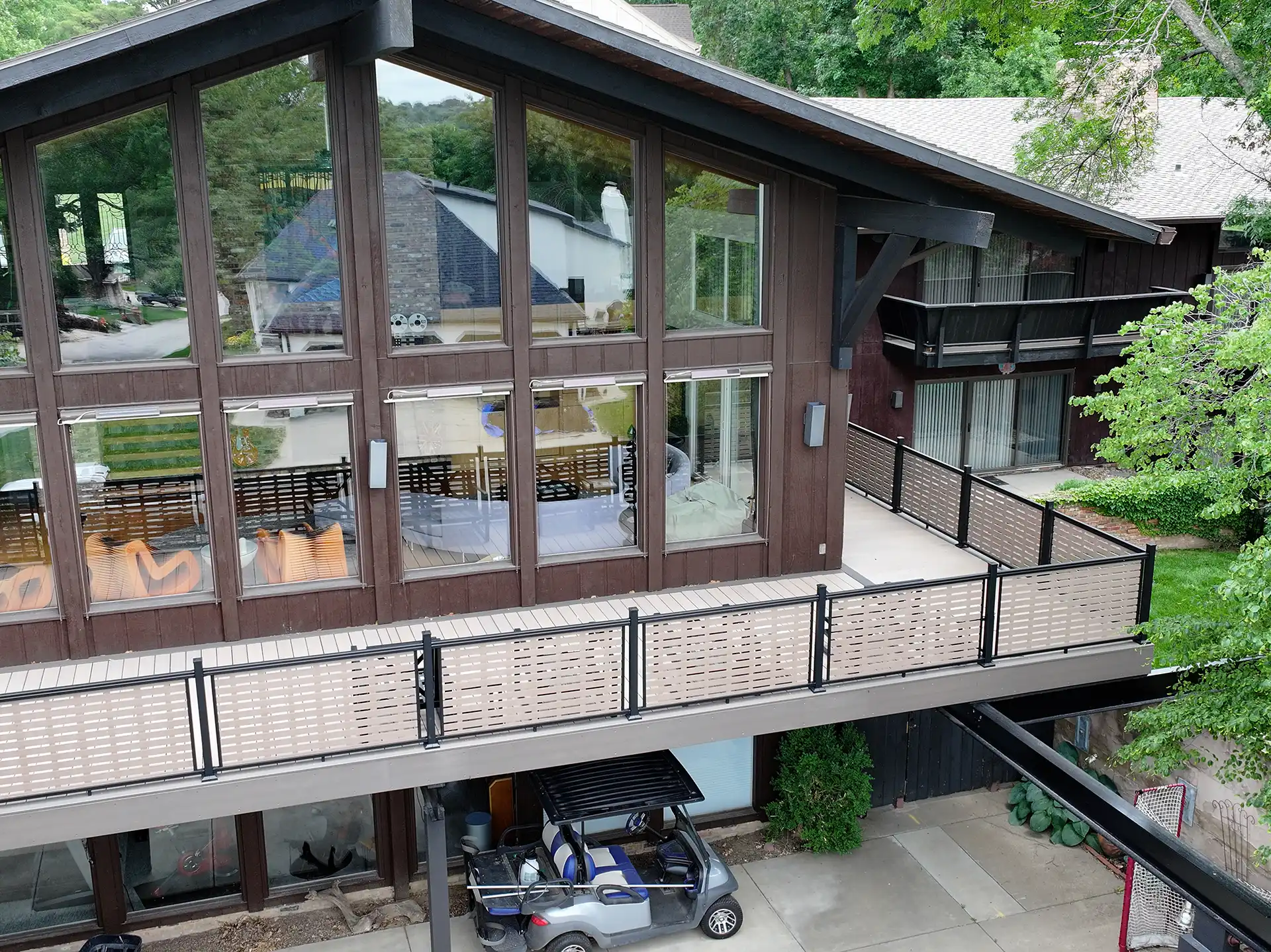 photo of an elevated composite deck built in Bellevue NE