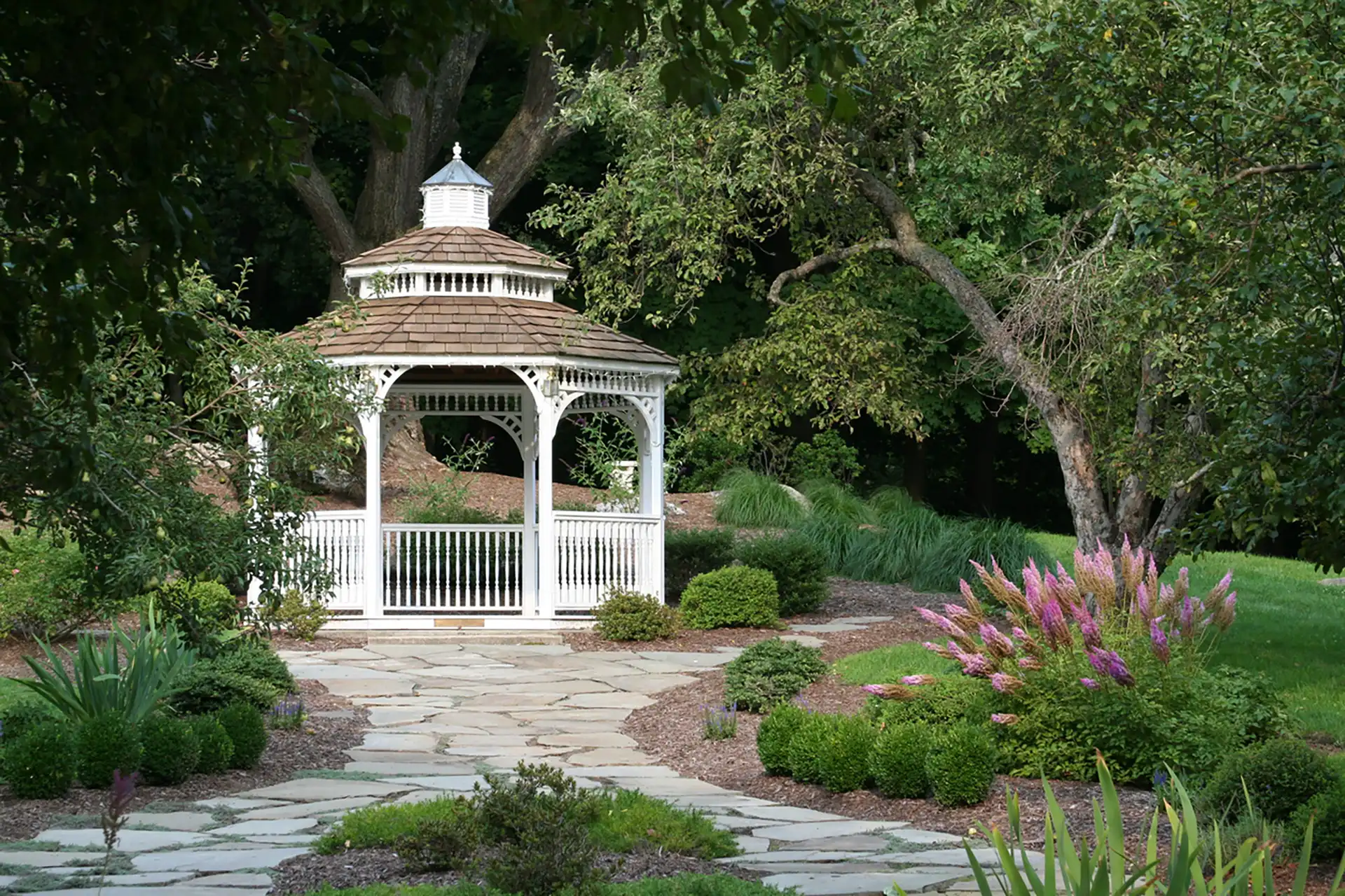 Photo of a white pergola - Types of Gazebos - Gazebo Builder in Nebraska