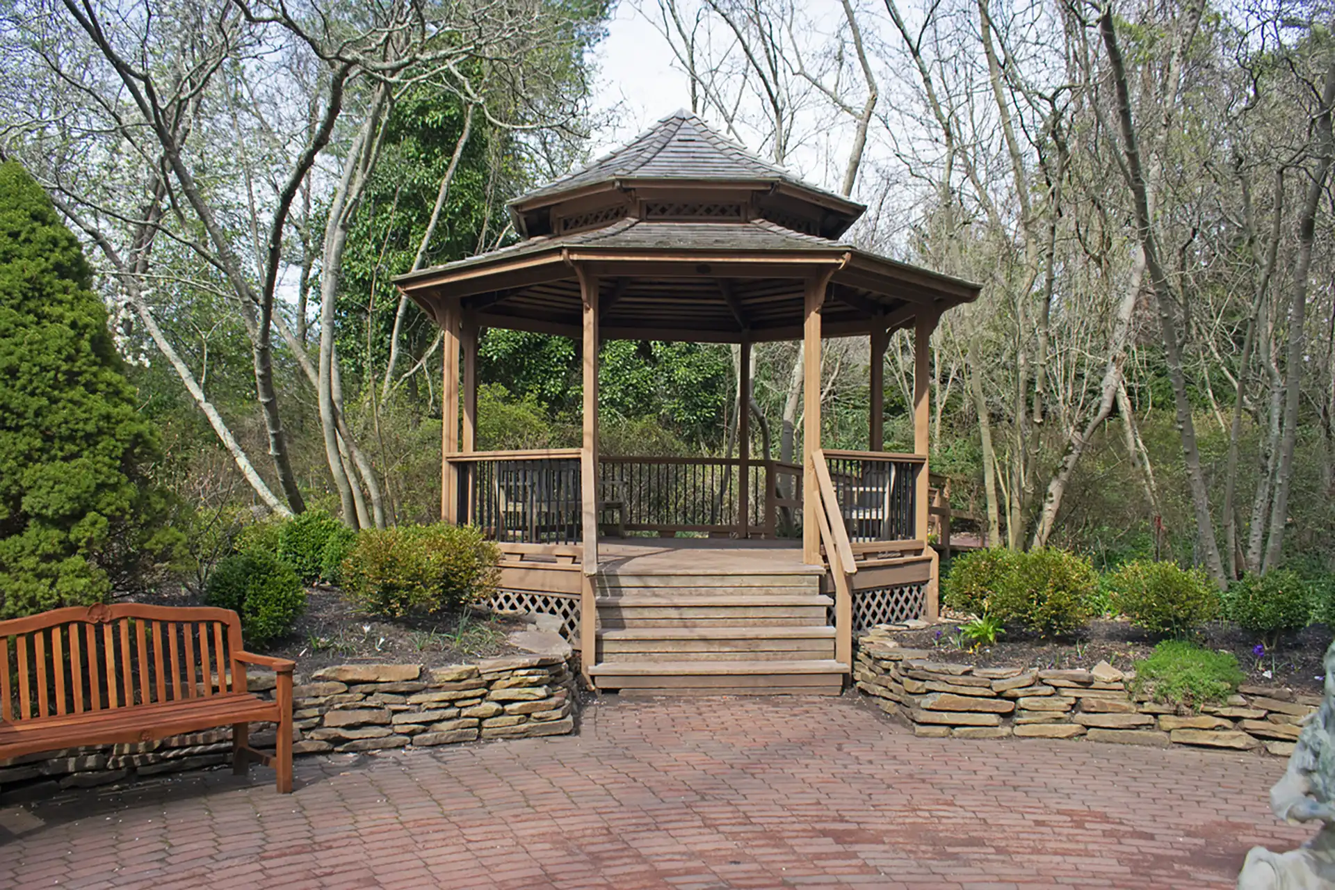 photo of a wooden pergola - Photo of a white pergola - Types of Gazebos - Gazebo Builder in Nebraska